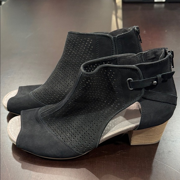 Earth Black Peep-Toe Perforated Boots - Picture 3 of 4